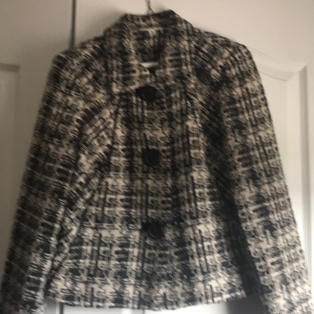 Woman’s wool blend blazer